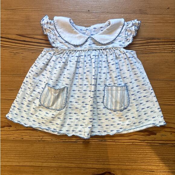 Shrimp & Grits Kids white fish short ruffle sleeve button back shirt SIZE 2T - Picture 1 of 6